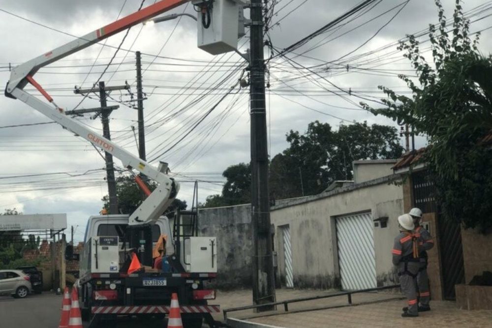 Sete bairros de Manaus ficarão sem energia neste domingo (26)