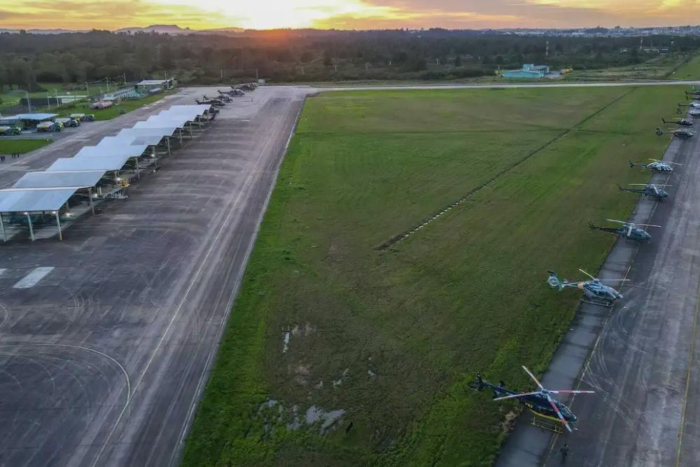 Base Aérea de Canoas recebe voos comerciais a partir desta segunda-feira (27) Base Aérea de Canoas recebe voos comerciais a partir desta segunda-feira (27)