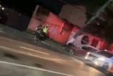 Motorista dorme ao volante e bate contra poste na avenida Efigênio Salles