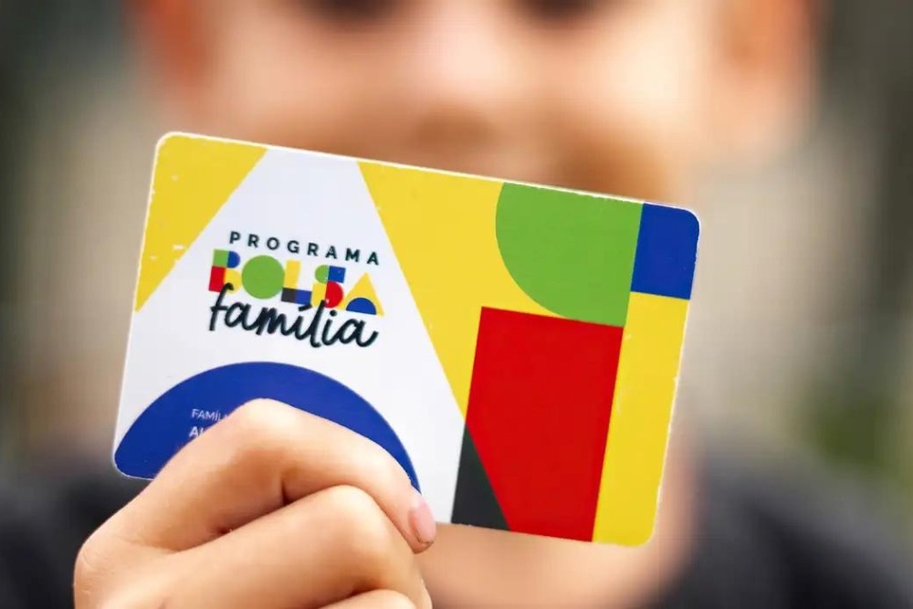 Caixa conclui pagamento da parcela do Bolsa Família de novembro Caixa paga Bolsa Família a beneficiários com NIS de final 5