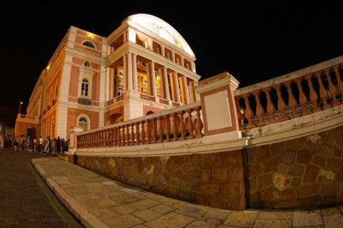 Teatro Amazonas recebe lançamento do documentário “Amazônia em Todas as Cores” no dia 20 de maio