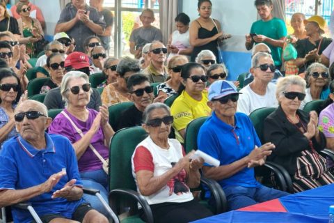 Pacientes têm visão restaurada e se emocionam após jornada oftalmológica em Parintins