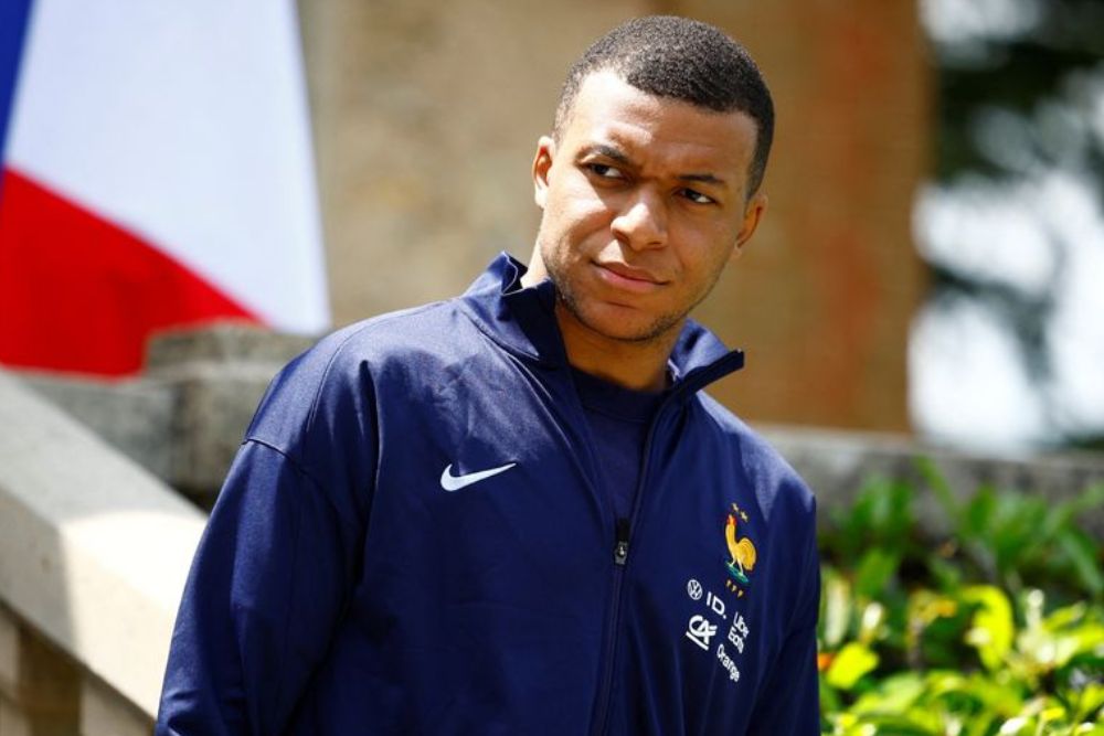 Real Madrid anuncia contrata&ccedil;&atilde;o de Kylian Mbapp&eacute;