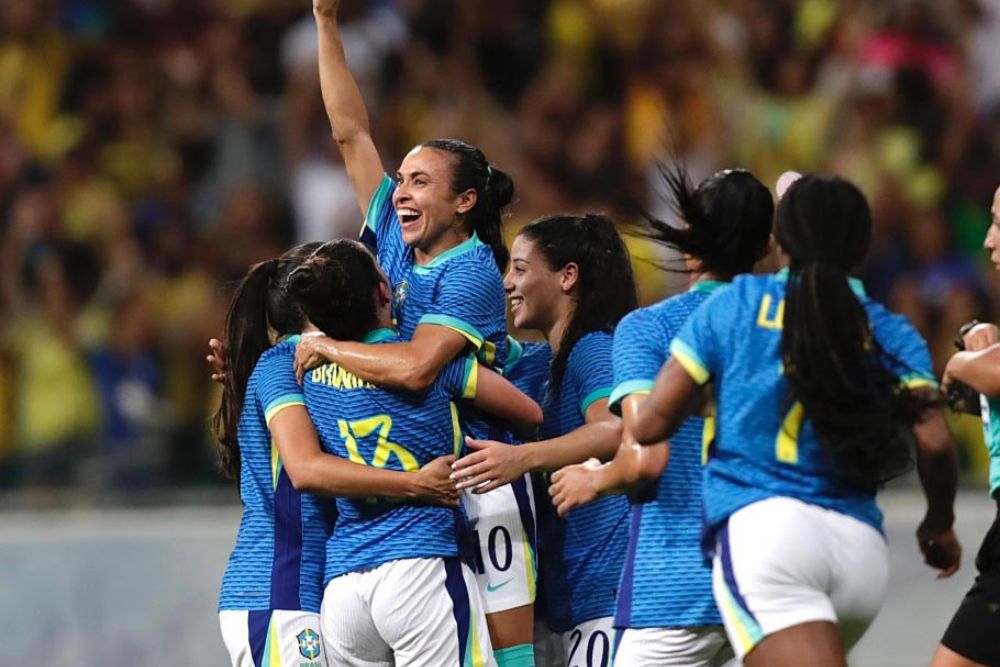 Brasil repete goleada sobre Jamaica durante amistoso em Salvador Brasil repete goleada sobre Jamaica durante amistoso em Salvador