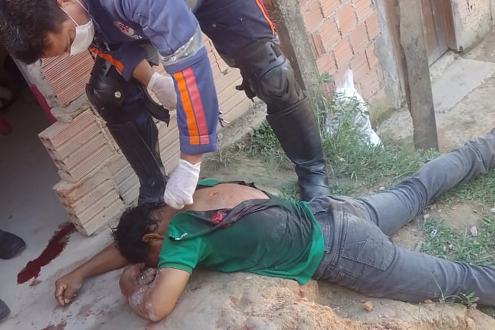 Homem é morto a facadas em susposto assalto na zona Norte de Manaus Homem é morto a facadas em susposto assalto na zona Norte de Manaus