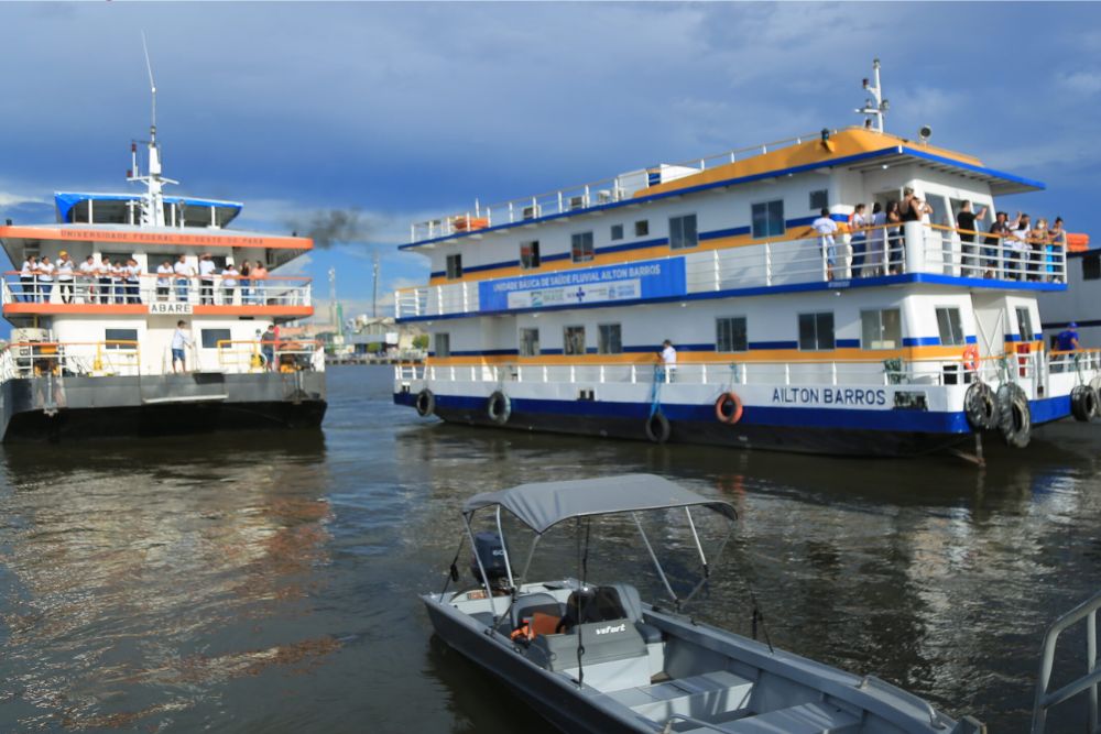 Comiss&atilde;o debate atendimento a sa&uacute;de em barcos-hospitais no Baixo Amazonas