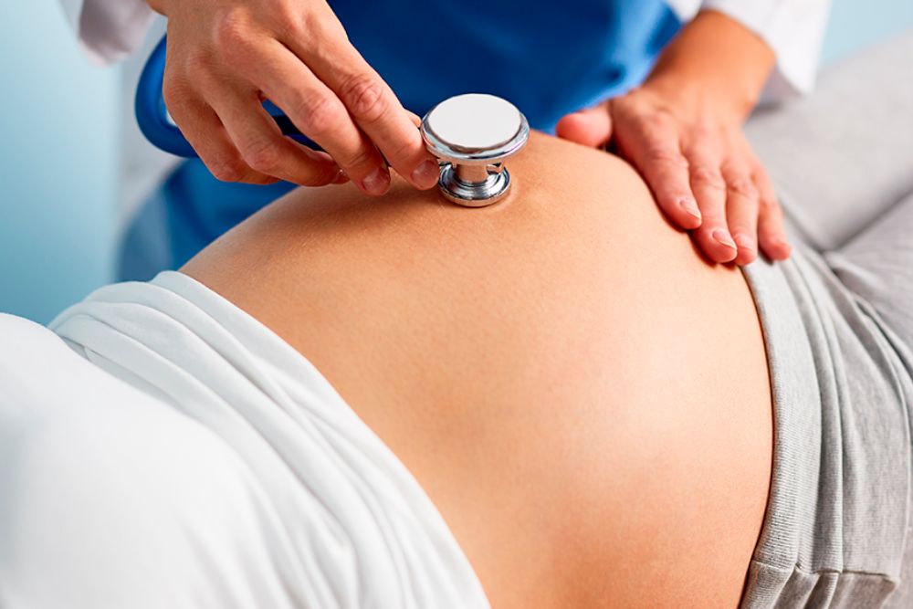 Médicos alertam gestantes sobre importância da vacinação no pré-natal
