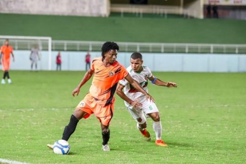 Manauara vence Humaitá (AC) de goleada e chega à oitava vitória na Série D do Brasileirão