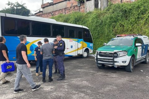 Motorista mata esposa a facadas e tira a própria vida no bairro Colônia Terra Nova