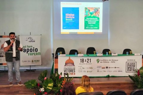 FVS-RCP realiza palestra sobre desafios para eliminação da malária no Amazonas durante curso de controle de vetores