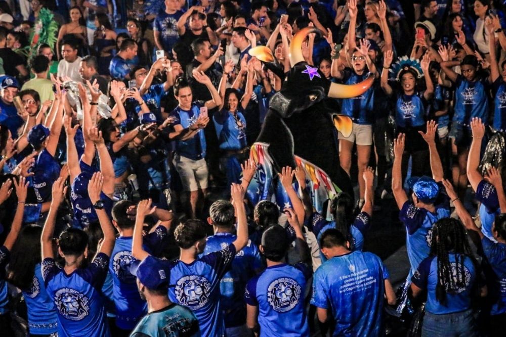 Segunda noite de ensaio técnico do Boi Caprichoso é marcada por emoção e euforia no curral Zeca Xibelão Segunda noite de ensaio técnico do Boi Caprichoso é marcada por emoção e euforia no curral Zeca Xibelão