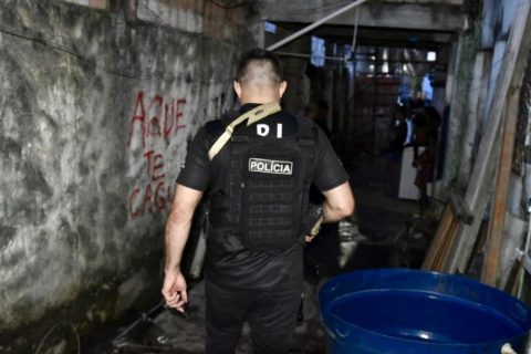 Três policiais militares são presos por tráfico de drogas e abuso de autoridade em Manaus