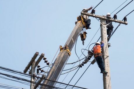 Sete bairros de Manaus terão desligamentos programados de energia nesta quinta-feira (04)