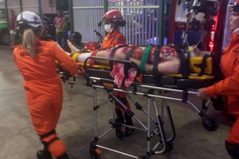 Acidente entre carros deixa três pessoas feridas na Zona Oeste de Manaus