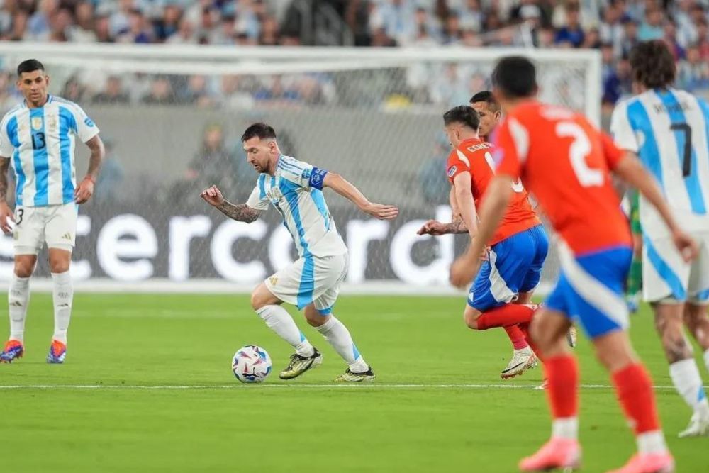Argentina derrota Chile por 1 a 0 e se classifica para quartas da Copa América Argentina derrota Chile por 1 a 0 e se classifica para quartas da Copa América