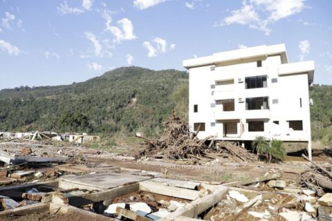 Prazo para prefeituras gaúchas cadastrarem novas famílias no Auxílio Reconstrução é prorrogado