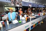 Manaus entrega novas estruturas da feira itinerante Prefeito 2 com bancas padronizadas