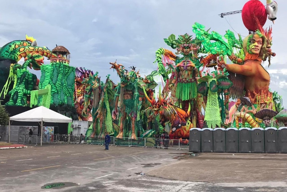 Caprichoso e Garantido dão início ao 57º Festival de Parintins nesta sexta-feira (28) Caprichoso e Garantido dão início ao 57º Festival de Parintins nesta sexta-feira (28)