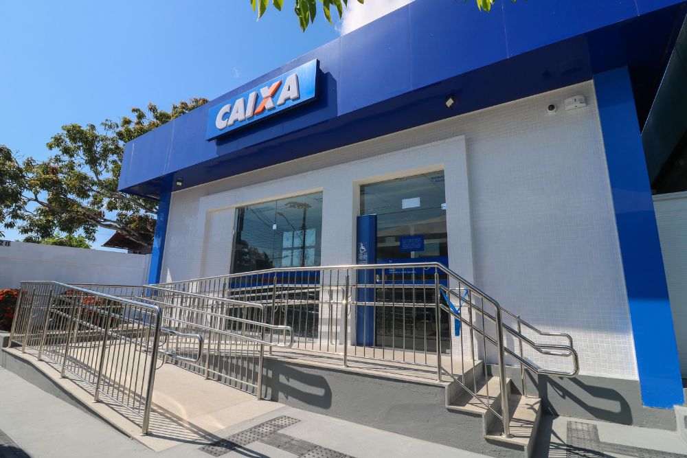 Agência da Caixa Econômica Federal é inaugurada em Barreirinha Agência da Caixa Econômica Federal é inaugurada em Barreirinha