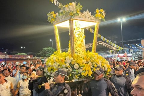 Círio de Nossa Senhora do Carmo reúne milhares de fiéis em Parintins