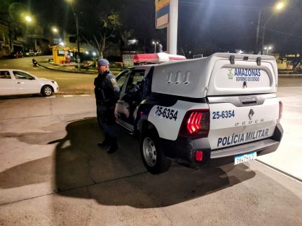 Adolescente é apreendido com 25 trouxinhas de drogas durante patrulhamento na Colônia Terra Nova