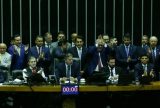 Câmara aprova regulamentação da reforma tributária com trava no IVA