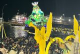Fiéis lotam orla de Parintins para receber a Romaria das Águas