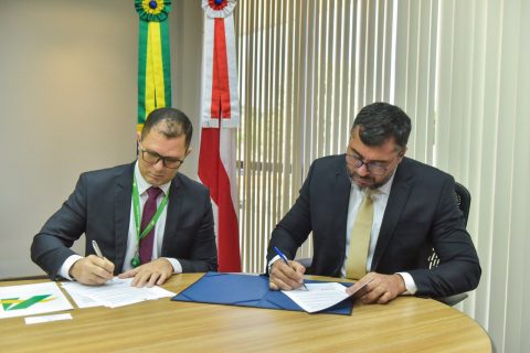Wilson Lima assina protocolo de intenções com Banco da Amazônia para impulsionar desenvolvimento socioeconômico da região