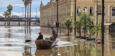 Em 2024, eventos climáticos deixam 242 milhões de estudantes sem aulas