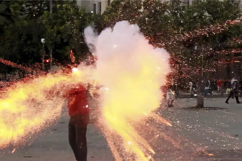Justiça reduz pena de condenado por morte de cinegrafista em protesto de 2014 Justiça reduz pena de condenado por morte de cinegrafista em protesto de 2014
