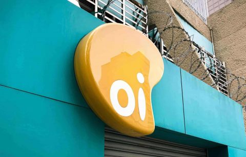 Justiça suspende leilão de venda da Oi Fibra