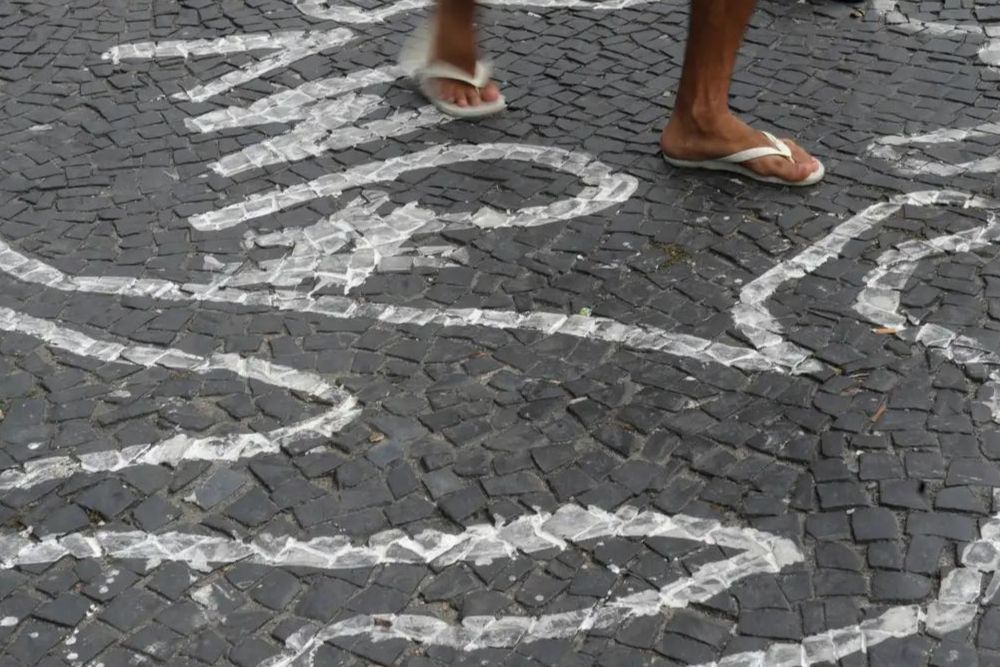 Mortes violentas no Brasil diminuem 3,4% em 2023 Mortes violentas no Brasil diminuem 3,4% em 2023