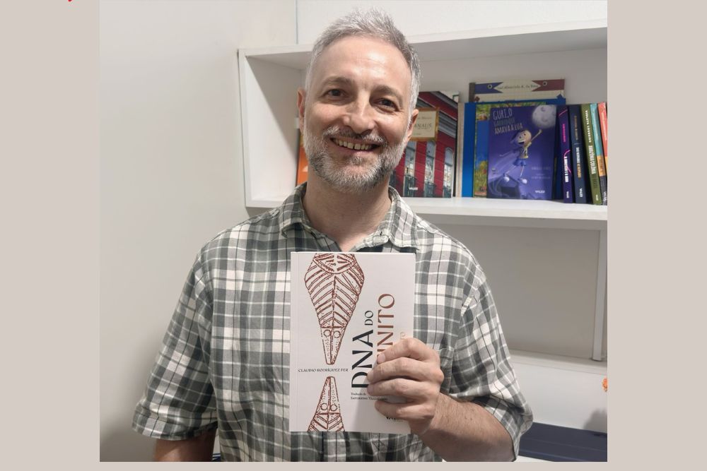 Obra de Claudio Rodríguez Fer "DNA do Infinito", traduzida por Saturnino Valladares, será lançada dia 23 no ICBEU em Manaus Obra de Claudio Rodríguez Fer "DNA do Infinito", traduzida por Saturnino Valladares, será lançada dia 23 no ICBEU em Manaus
