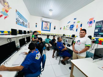 Pela primeira vez, Cetam e Instituto Autismo de Parintins oferecem curso de informática básica para alunos com TEA
