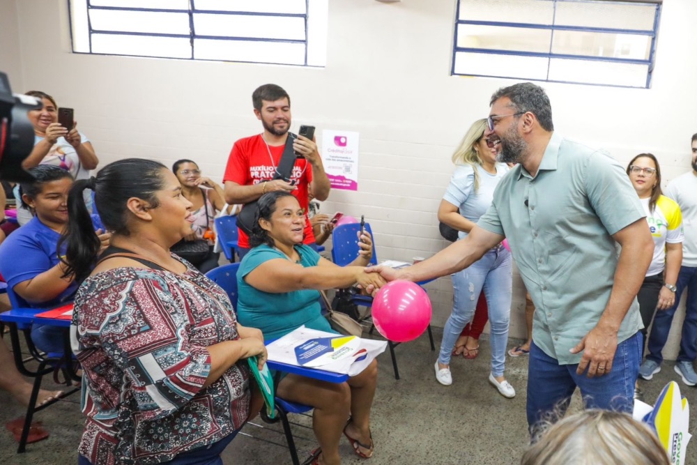 Wilson Lima realiza 8ª edição do Governo Presente com serviços de cidadania no bairro Compensa Wilson Lima realiza 8ª edição do Governo Presente com serviços de cidadania no bairro Compensa