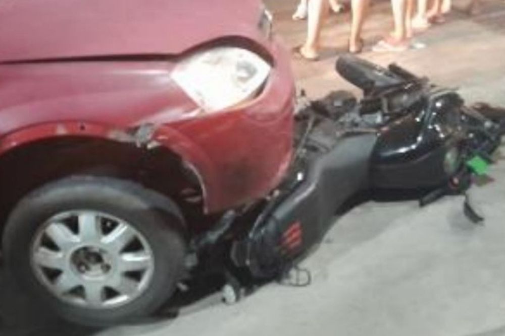 Homem é preso após atropelar motociclista e garupa no bairro Coroado Homem é preso após atropelar motociclista e garupa no bairro Coroado