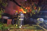 Bombeiros combatem incêndio em residência no bairro Tancredo Neves
