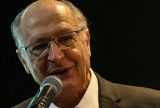 'A apuração será rigorosa', diz Alckmin sobre explosões na Praça dos Três Poderes