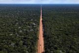 Estiagem: DNIT proíbe circulação noturna de veículos pesados na BR-319
