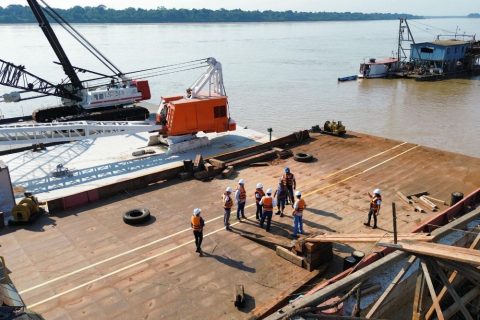 Senador Eduardo Braga envia equipe técnica para vistoriar obras de infraestrutura em Humaitá