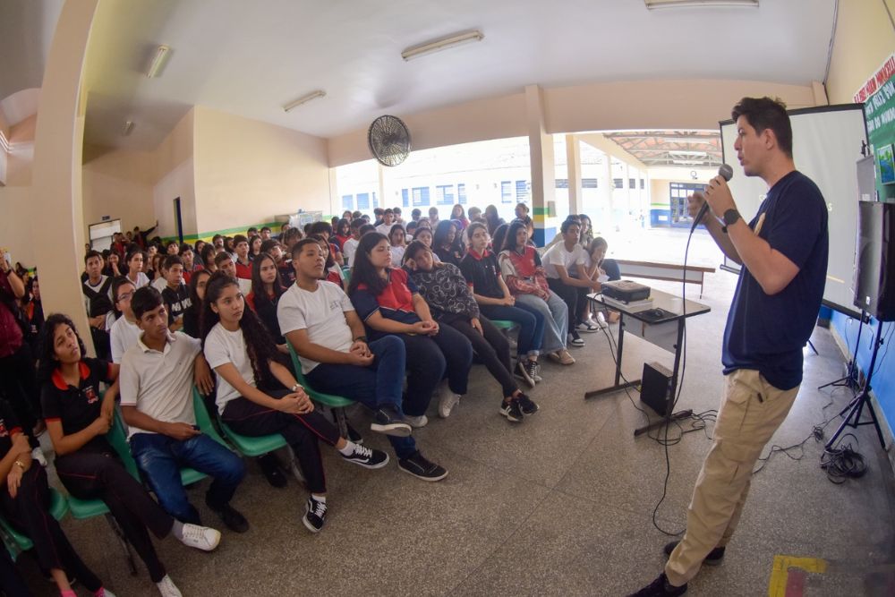 Polícia Civil alcança mais de 4 mil alunos do Amazonas com palestras sobre crimes cibernéticos Polícia Civil alcança mais de 4 mil alunos do Amazonas com palestras sobre crimes cibernéticos