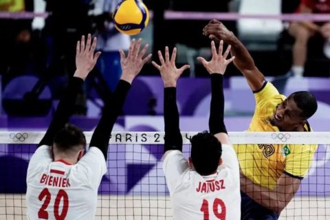Brasil leva virada da Polônia no vôlei masculino e perde segunda seguida nas Olimpíadas