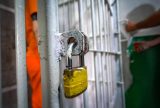 Operação em prisões do país tira 4,7 mil celulares do crime organizado