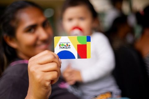 Caixa paga Bolsa Família a beneficiários com NIS de final 8