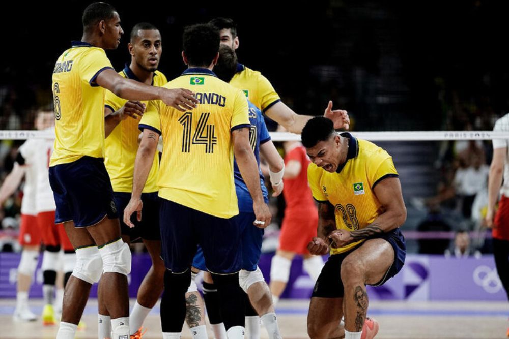 Olimpíadas: Brasil vence Egito no vôlei masculino e se classifica às quartas Olimpíadas: Brasil vence Egito no vôlei masculino e se classifica às quartas