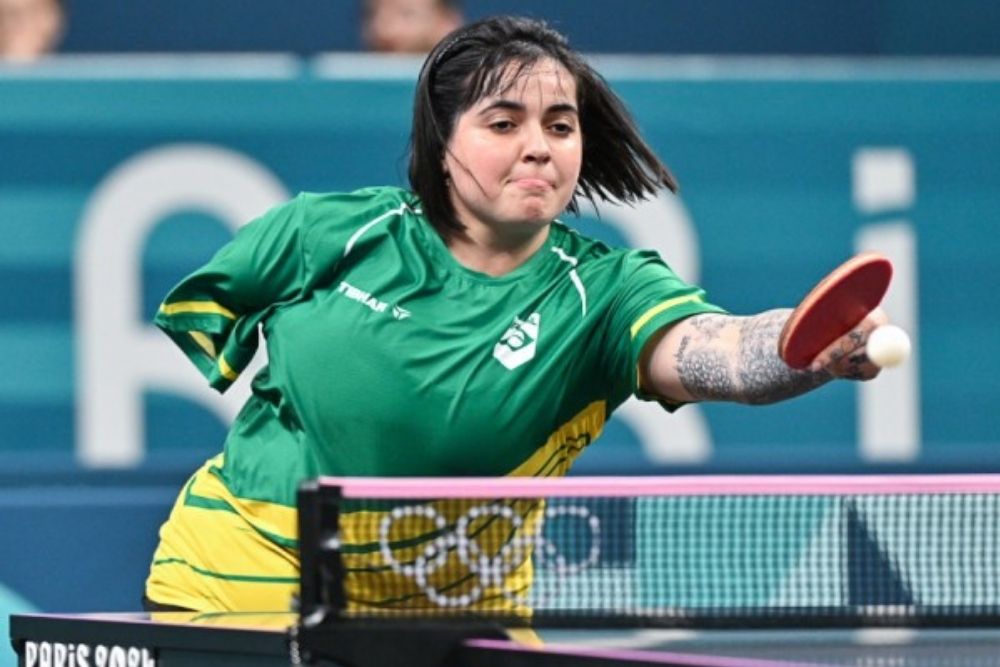 Bruna Alexandre se torna primeira atleta paralímpica do Brasil nas Olimpíadas Bruna Alexandre se torna primeira atleta paralímpica do Brasil nas Olimpíadas