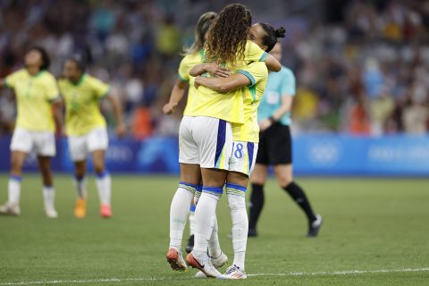 Brasil enfrenta Colômbia em segundo amistoso no ES