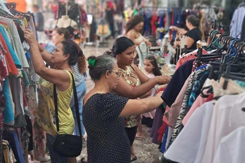 Bazar da Jutaí promove vendas, artesanato e gastronomia na véspera do Dia dos Pais em Manaus Bazar da Jutaí promove vendas, artesanato e gastronomia na véspera do Dia dos Pais em Manaus