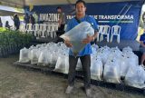 Sepror beneficia 600 produtores do assentamento rural do Tarumã-Mirim com entrega de mudas de café e citros