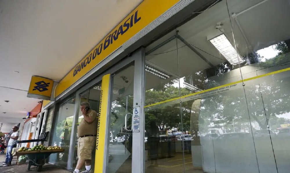Opera&ccedil;&atilde;o apura fraudes de R$ 40 milh&otilde;es contra o Banco do Brasil